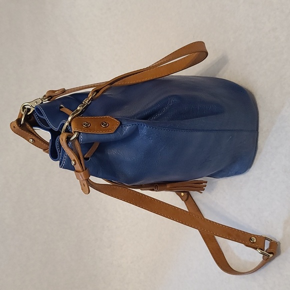 PIKOLINOS Blue and White Genuine Leather Shoulder Bucket Bag - Picture 7 of 16